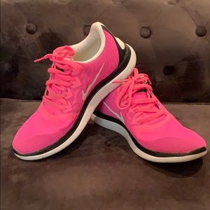 Nike Free 4.0 size 6